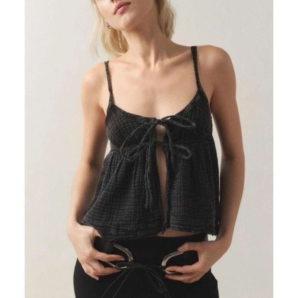 UO Out From Under Mila Gauze Flyaway Babydoll Cami Top Black Women’s Medium - Picture 13 of 14
